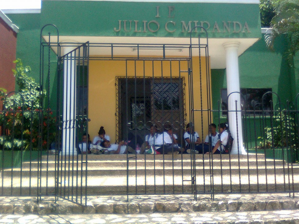 Institución Educativa Julio C. Miranda