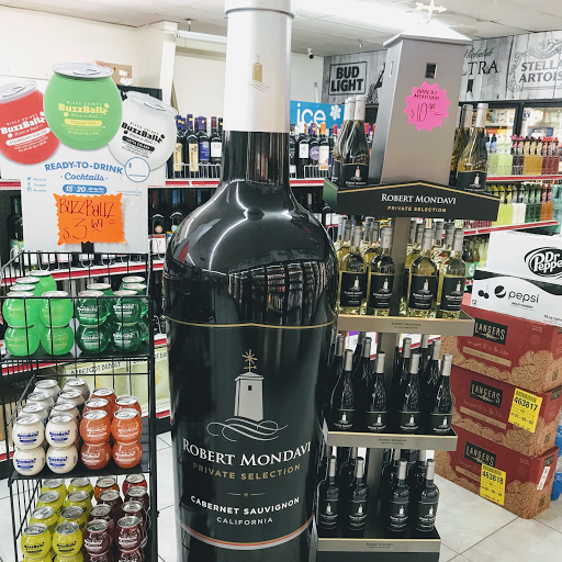 Liquor Store «Royal Liquor», reviews and photos, 270 W Elm Ave, Coalinga, CA 93210, USA