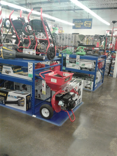 Hardware Store «Harbor Freight Tools», reviews and photos, 22330 S Sterling Blvd STE 101, Sterling, VA 20164, USA