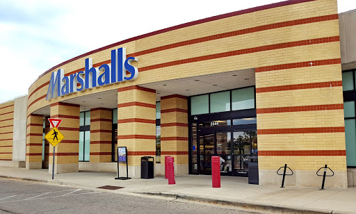 Marshalls, 2544 N Narragansett Ave, Chicago, IL 60707, USA, 