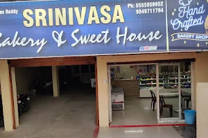 Srinivasa Bakery And Sweet House image