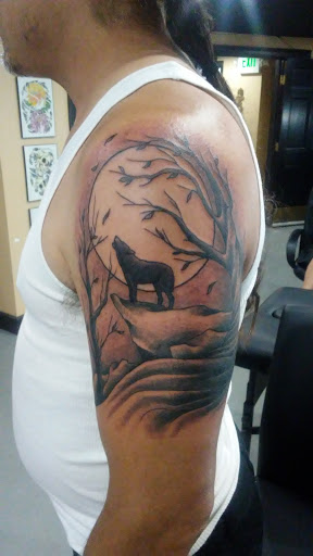 Tattoo Shop «Against All Odds Tattoos», reviews and photos, 1908 Opelika Rd, Auburn, AL 36830, USA