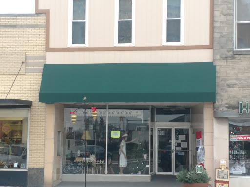 Hartford City Antiques Emporium