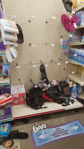 Dollar Store «Family Dollar», reviews and photos, 12299 S Pulaski Rd, Alsip, IL 60803, USA