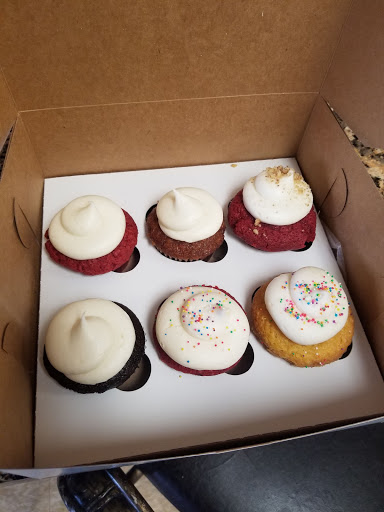 Dessert Shop «Favor Desserts», reviews and photos, 5607 NC-55, Durham, NC 27713, USA