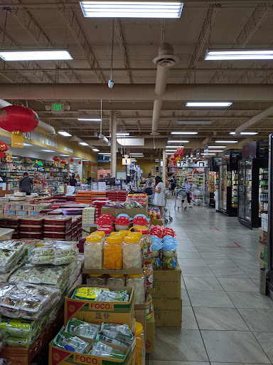 Asian Grocery Store «Pacific Ocean Marketplace - Denver», reviews and photos, 2200 W Alameda Ave, Denver, CO 80223, USA