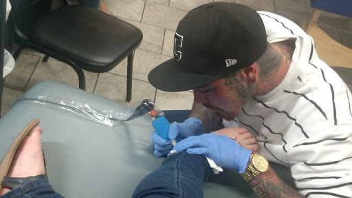 Tattoo Shop «Certified Customs Tattoo & Piercing», reviews and photos, 120 S Broadway, Denver, CO 80209, USA