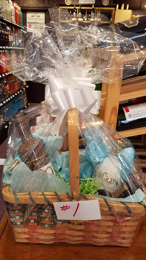 Liquor Store «Warsaw Wine & Spirits, Inc.», reviews and photos, 100 N Main St, Warsaw, NY 14569, USA