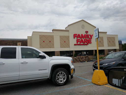 Grocery Store «Family Fare Supermarket», reviews and photos, 699 U.S. 2, St Ignace, MI 49781, USA