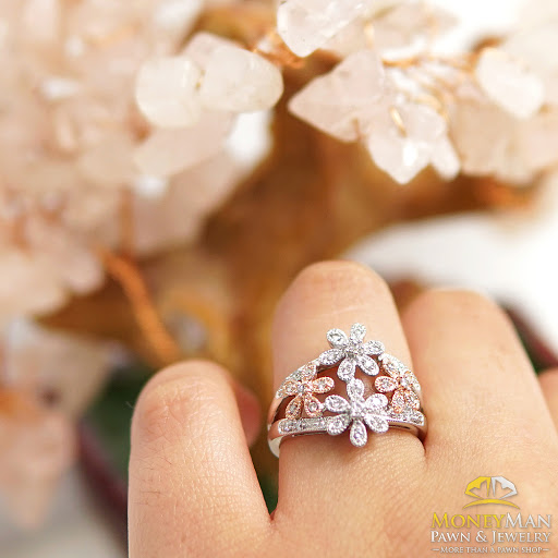 Pawn Shop «MoneyMan Pawn & Jewelry», reviews and photos, 1608 53rd Ave E, Bradenton, FL 34203, USA