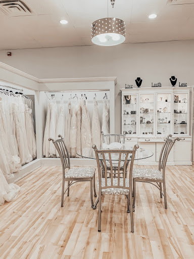 Bridal Shop «Bridal Connection», reviews and photos, 708 N Ankeny Blvd, Ankeny, IA 50023, USA