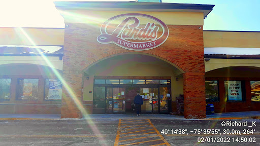 Grocery Store «Landis Supermarket», reviews and photos, 2190 E High St, Pottstown, PA 19464, USA