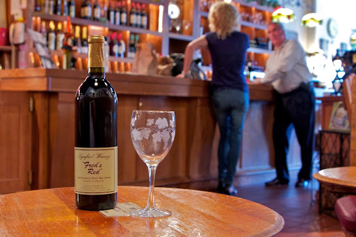 Wine Store «Tasting deVine», reviews and photos, 127 W Front St, Wheaton, IL 60187, USA