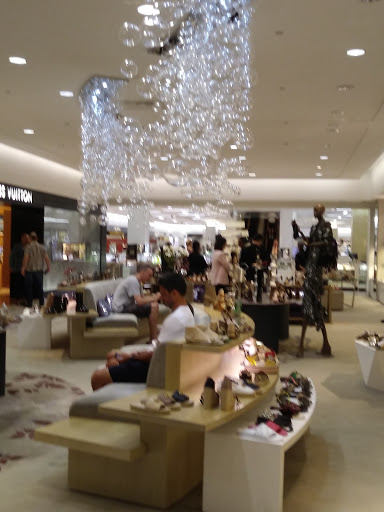 Department Store «Saks Fifth Avenue», reviews and photos, 9700 Collins Ave, Bal Harbour, FL 33154, USA