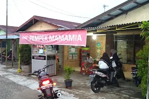 Pempek Mama Mia/bg Yan image