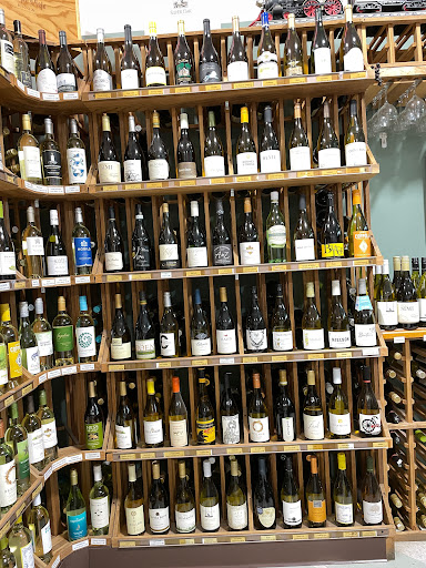 Liquor Store «Short Stop Wine & Spirits», reviews and photos, 2190 Eagle Creek Ln # F, St Paul, MN 55129, USA
