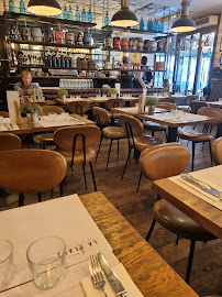 Atmosphère du Restaurant La Place à Neuilly-sur-Seine - n°20