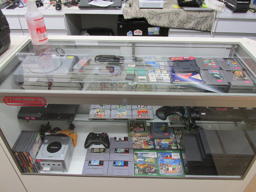 Pawn Shop «Quakertown Cash Traders», reviews and photos, 585-5 S West End Blvd, Quakertown, PA 18951, USA