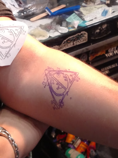 Tattoo Shop «PermaGrafix Tattoo», reviews and photos, 2217 Santiam Hwy SE, Albany, OR 97322, USA