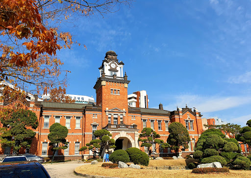 Seoul National University Cancer Hospital