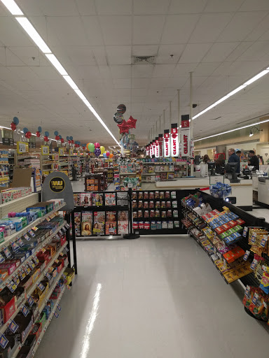 Grocery Store «Giant Food Stores», reviews and photos, 255S S Spring Garden St, Carlisle, PA 17013, USA