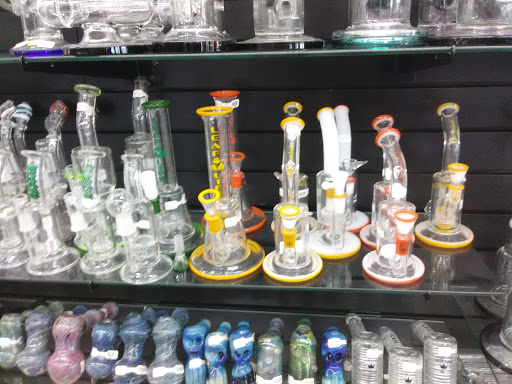 Tobacco Shop «HWY 6 SMOKE SHOP», reviews and photos, 6810 S Texas 6, Houston, TX 77083, USA