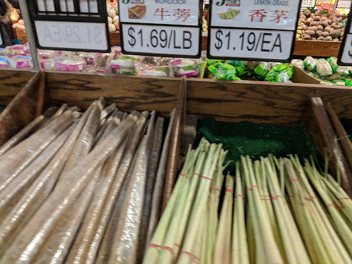 Shopping Mall «New World Mall», reviews and photos, 136-20 Roosvelt Ave, Flushing, NY 11354, USA