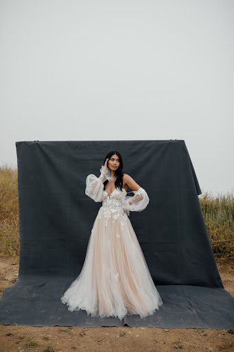 Bridal Shop «a&bé bridal shop minneapolis», reviews and photos, 1607 Hennepin Ave, Minneapolis, MN 55403, USA