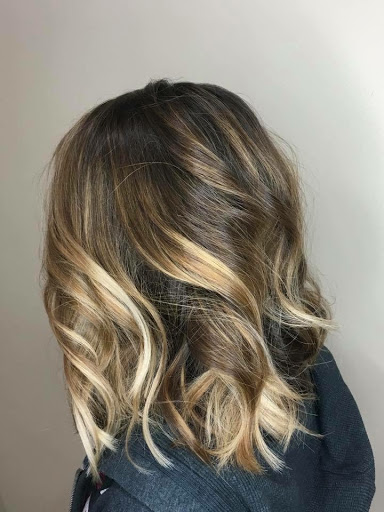 Hair Salon «Studio 3 Eleven Salon and Beauty Bar», reviews and photos, 211 Clover Ln h, Louisville, KY 40207, USA