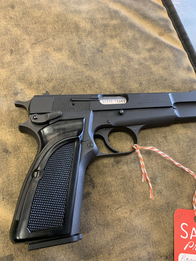 Gun Shop «Bergen Sporting Goods», reviews and photos, 649 Bergen Blvd, Ridgefield, NJ 07657, USA