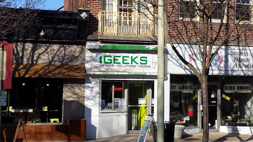 Electronics Repair Shop «iGeeks Cell Phone, Computer and Tablet Repairs», reviews and photos, 3 Lancaster Ave, Ardmore, PA 19003, USA