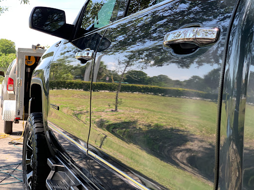 Auto Care Detailing LLC en Stuart