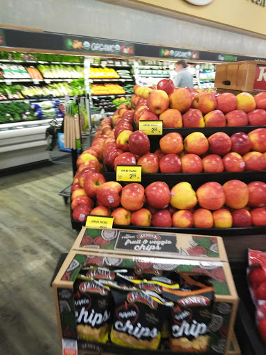 Grocery Store «Tom Thumb», reviews and photos, 612 Grapevine Hwy, Hurst, TX 76054, USA