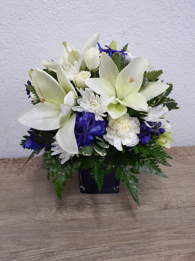 Florist «Mandarin Orchid House», reviews and photos, 3137 Stockton Hill Rd, Kingman, AZ 86401, USA