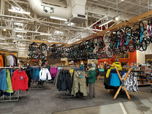 Camping Store «REI», reviews and photos, 2200 Bergen Town Center, Paramus, NJ 07652, USA