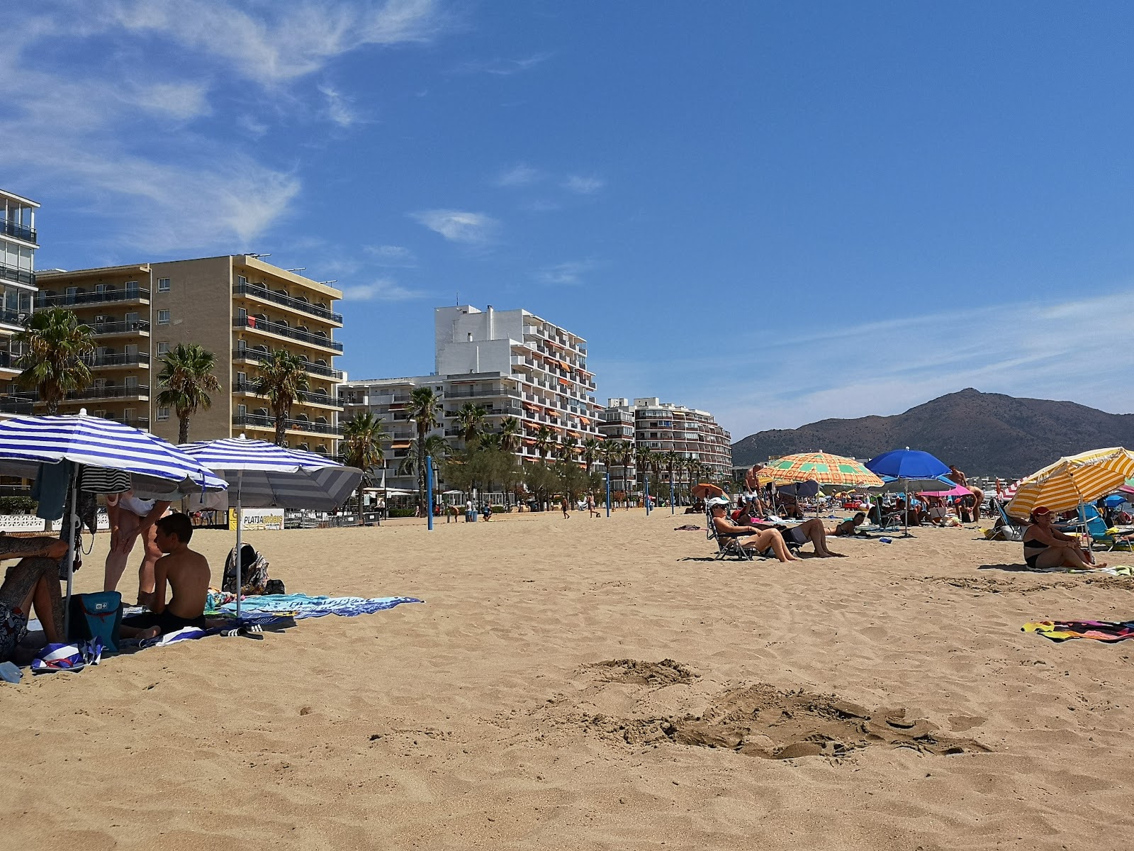 Foto de Santa Margarida Beach y el asentamiento