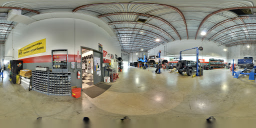 Truck Accessories Store «4 Wheel Parts - Thomas University - Miami Gardens, FL», reviews and photos, 3383 NW 167th St, Miami Gardens, FL 33056, USA