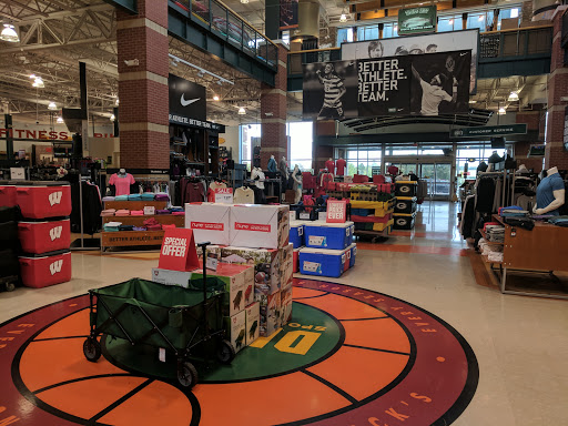 Shopping Mall «East Towne Mall», reviews and photos, 89 E Towne Mall, Madison, WI 53704, USA