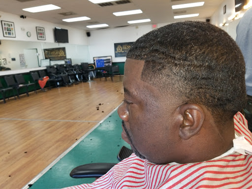 Barber Shop «Bess Cuts Barber Shop», reviews and photos, 4604 W Market St # 108, Greensboro, NC 27407, USA