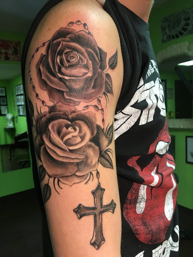 Tattoo Shop «Eternally Yours Tattoo Company», reviews and photos, 8141 Broadview Rd, Broadview Heights, OH 44147, USA