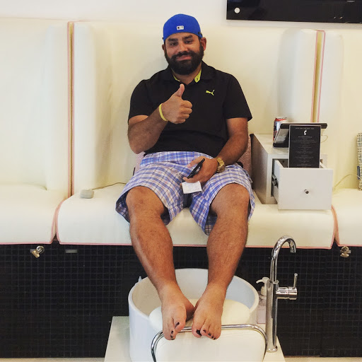 Nail Salon «Pink Toes Nail Bar & Spa», reviews and photos, 111 S Field St, Dallas, TX 75202, USA