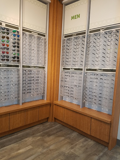 Shopping Mall «Southpoint Shopping Center», reviews and photos, E Palatine Rd & Rand, Arlington Heights, IL 60004, USA