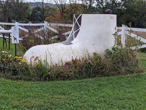 Tourist Attraction «The Haines Shoe House», reviews and photos, 197 Shoe House Rd, York, PA 17406, USA