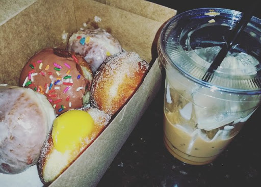 Donut Shop «B. Doughnut», reviews and photos, 7 Loudoun St SW, Leesburg, VA 20175, USA