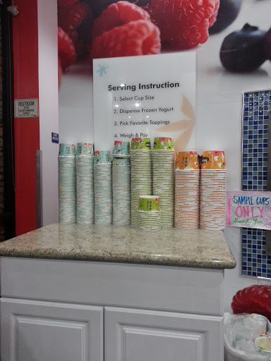 Shopping Mall «Sherwood Mall Shopping Center», reviews and photos, 5308 Pacific Ave, Stockton, CA 95207, USA