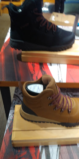 Sportswear Store «Columbia Sportswear», reviews and photos, 911 SW Broadway, Portland, OR 97205, USA