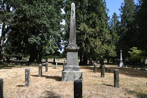 Lee Mission Cemetery