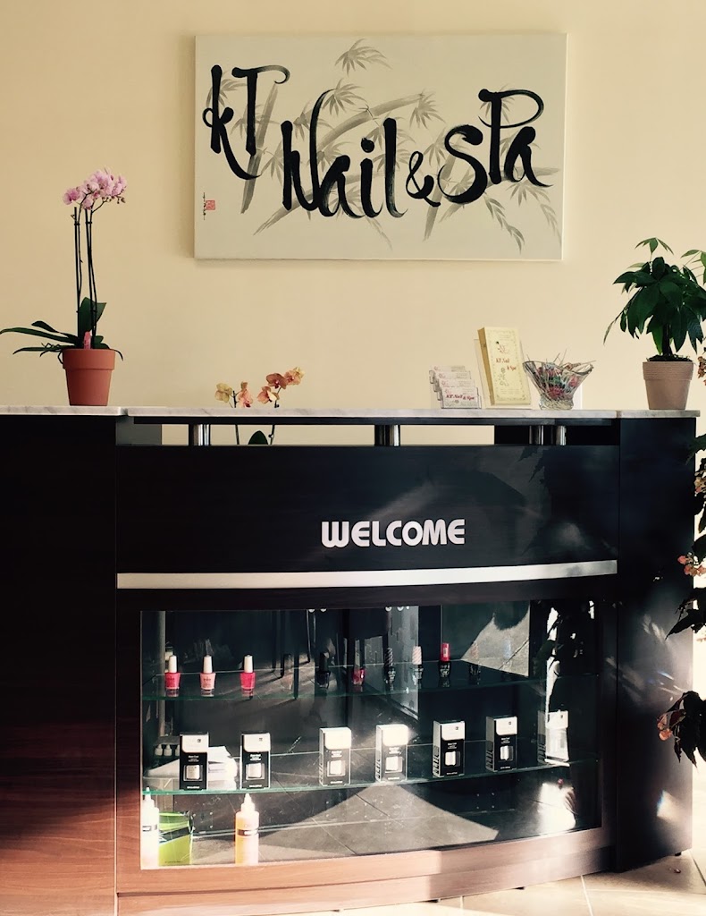 KT NAIL & SPA 03820
