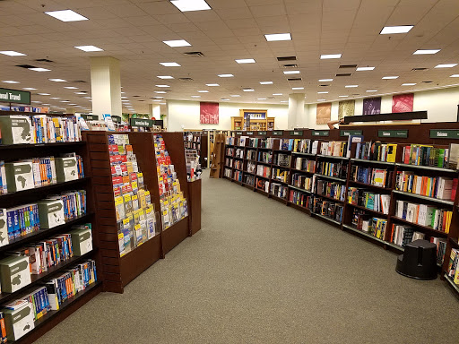 Book Store «Barnes & Noble», reviews and photos, 21001 N Tatum Blvd #42, Phoenix, AZ 85050, USA