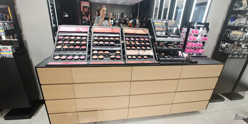 Cosmetics wholesaler Ottawa